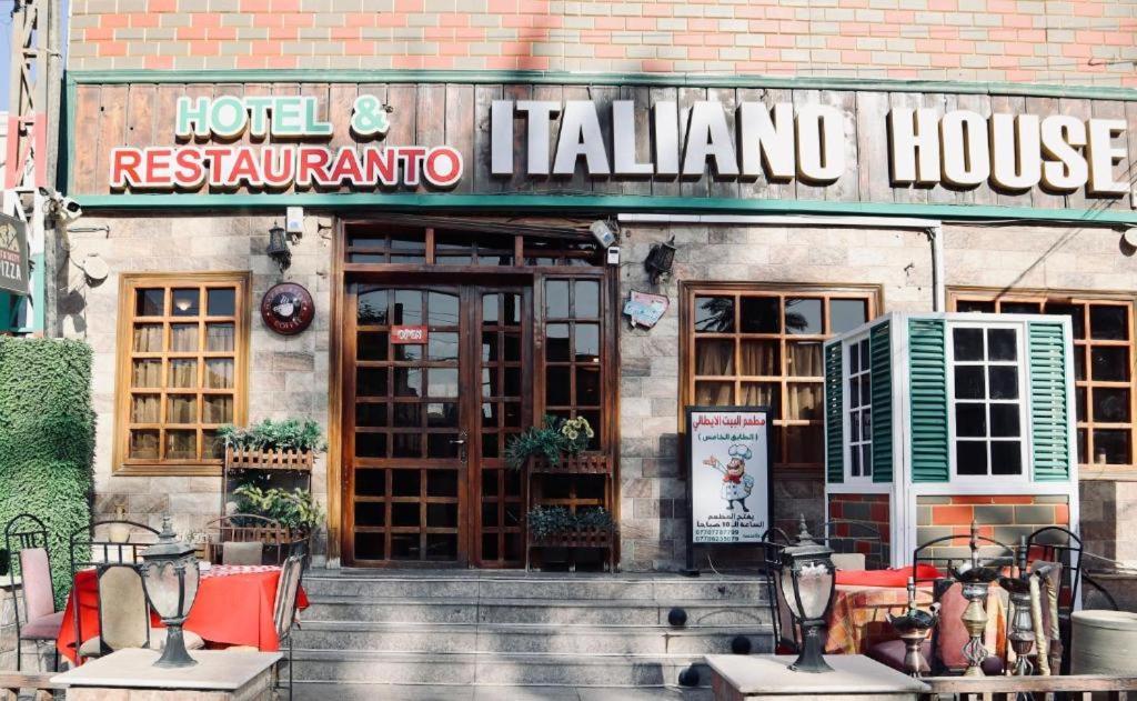 Italian House Hotell Baghdād Exteriör bild