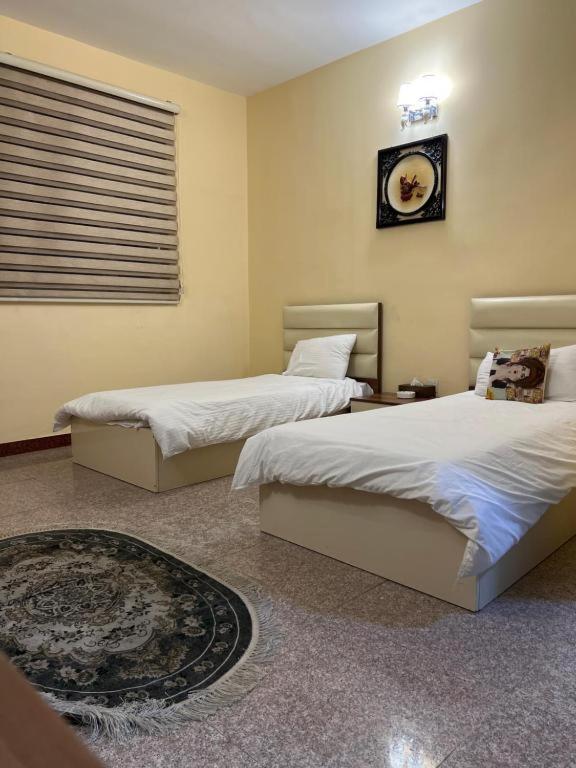 Italian House Hotell Baghdād Exteriör bild