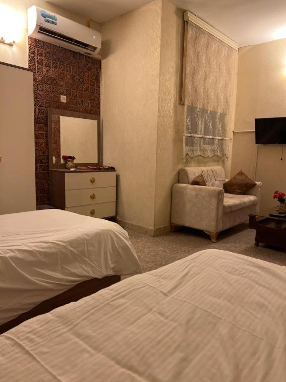 Italian House Hotell Baghdād Exteriör bild